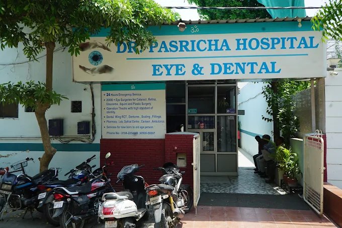 Dr. Pasricha Eye & Dental Hospital entrance, 77 Dyal Singh Colony, Karnal